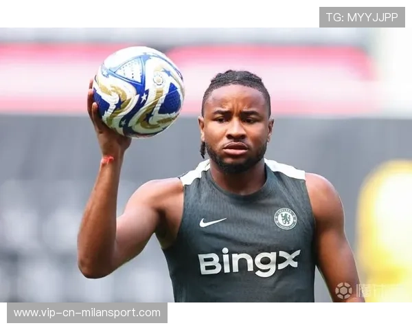 切尔西恩昆库穿裆突破后冷射收尾：天才与激情的完美结合