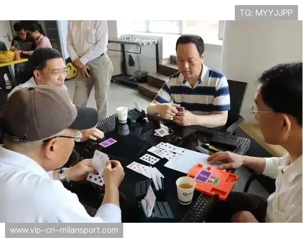 桥牌老将记牌如开外挂，年轻人纷纷跪拜